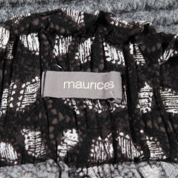 Maurices Women’s XL Black White Patterned Drawstring Shorts Rayon - Picture 6 of 6